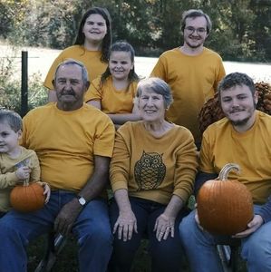 Meet your Posher, Connie